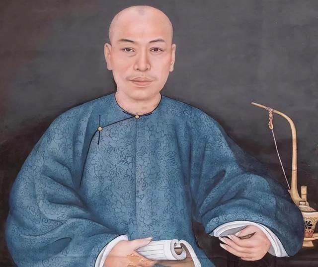 清代一首“马屁诗”,仅28字,夸出了千言万语的效果我国的古说起拍马屁,大家都