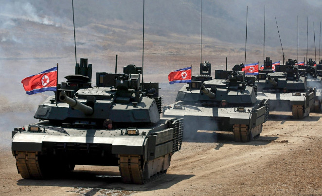 朝鲜向美军展示钢铁洪流，大批坦克黑压压碾过，美韩沉默拒绝回应！2026年3月下旬