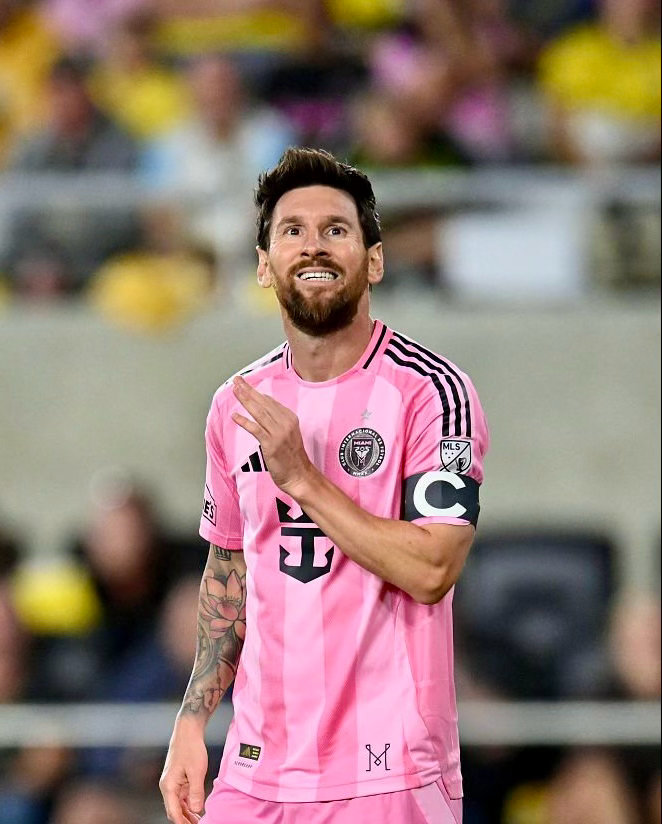 #梅西数据#⚽️迈阿密国际队史最佳射手：102🇦🇷莱奥·梅西🆕55🇺🇾路易斯·苏亚雷斯32