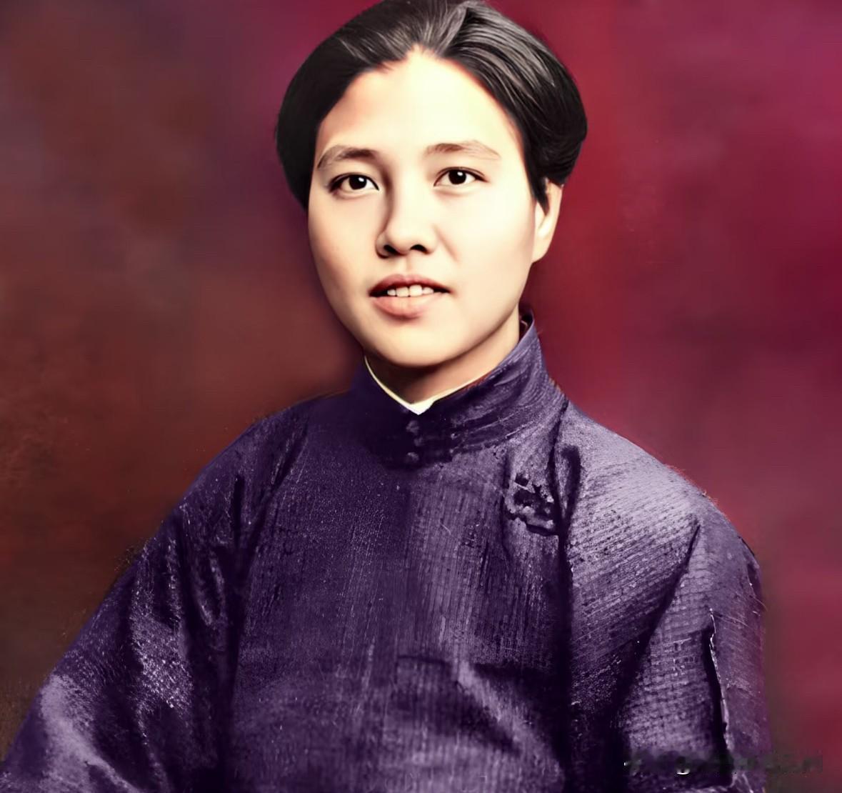 向予警在法国勤工俭学时，和蔡和森结为夫妻，是中共创党唯一女创始人。因叛徒出卖，