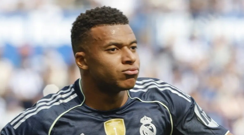 本来以为是皇马接纳了姆巴佩，结果却是姆巴佩把皇马变成了以前的大巴黎！欧冠4：3