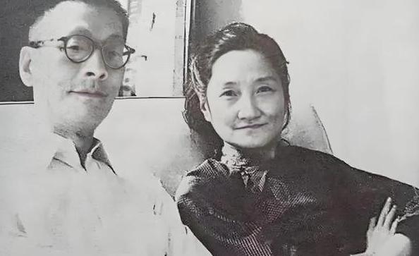 1957年，58岁翁瑞午糟蹋了一名女大学生。对方母亲大怒，发誓要将他告进大牢。不