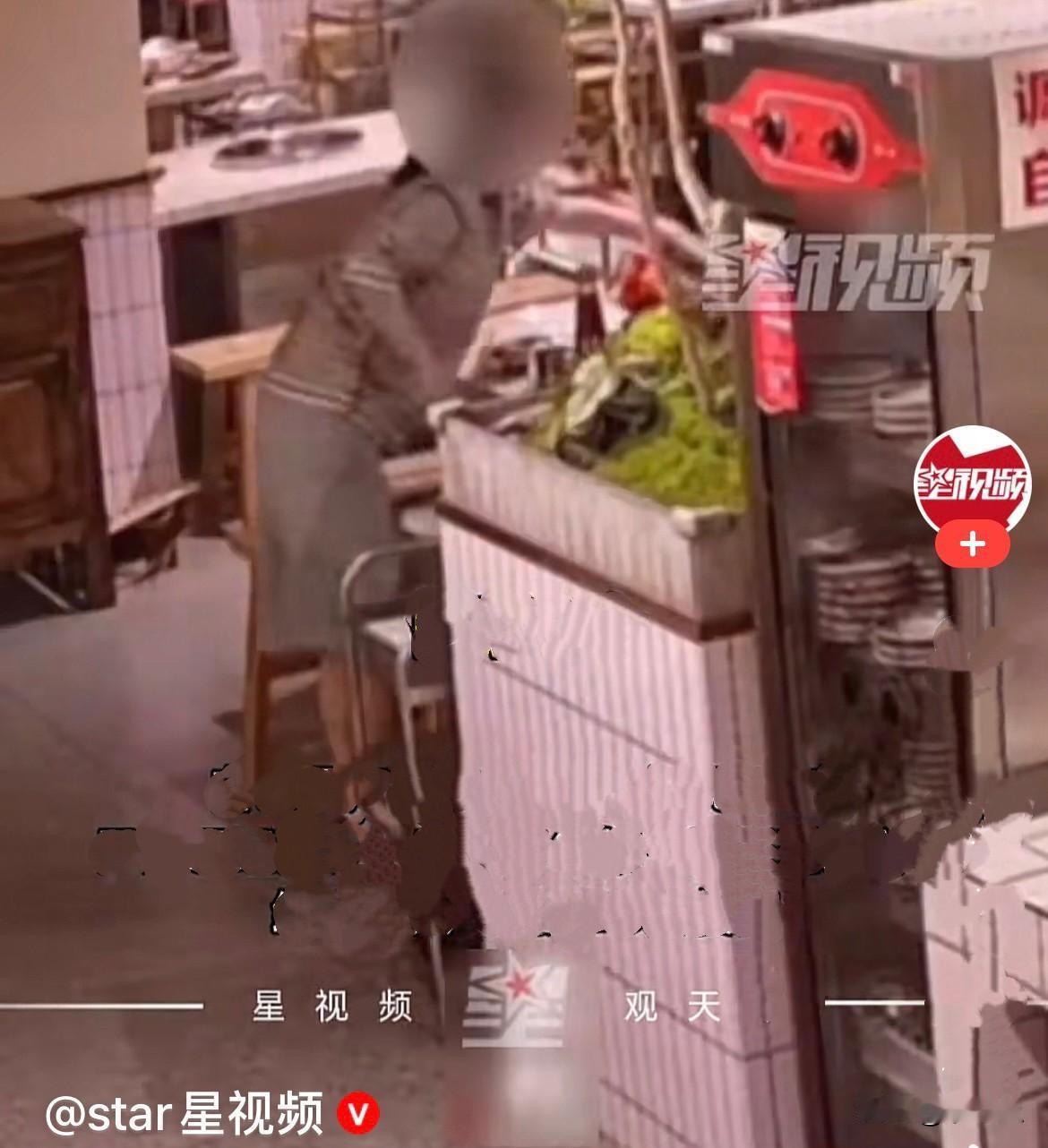 近日，重庆一家火锅店发生了一件让人特别无语的事…….一对情侣进店就餐，全程没有