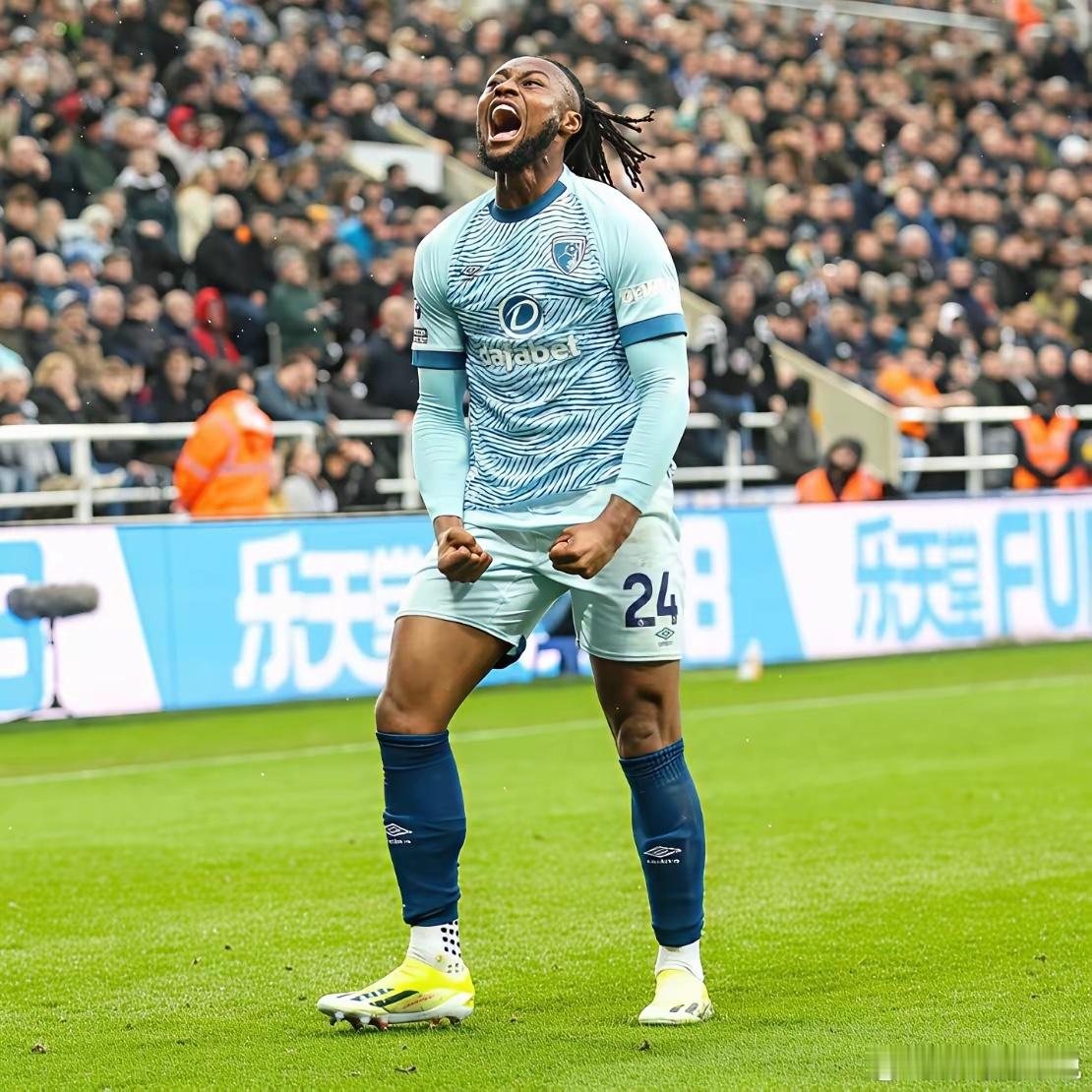 曼联转会新动态！刚听说：曼城开出的薪资比曼联高，但曼联给塞梅约的个人条款和库尼亚