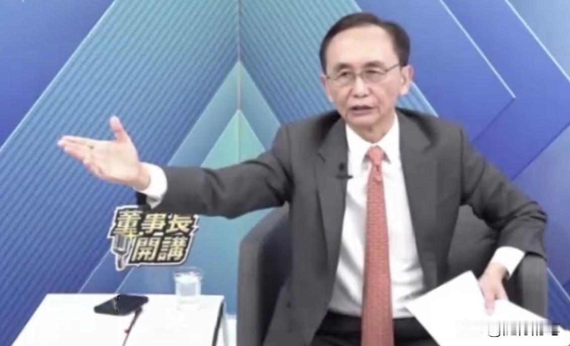 原来在一起做节目，并不意味着关系友好。近日，因为新竹县国民党候选人的整合，吴子嘉