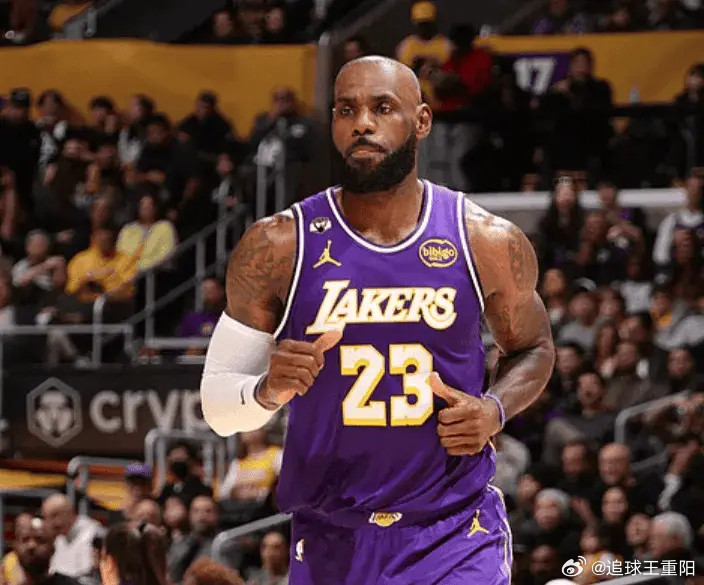 💰昨日湖人的放手做的太到位💰重阳回归绿茵9群洛杉矶湖人主场120-101大胜