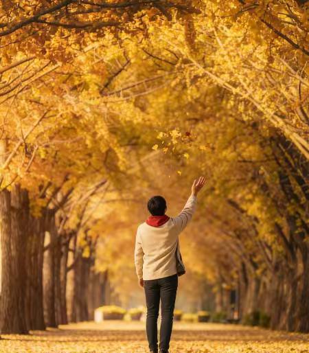 “见面干嘛？视频也能聊。”——疫情刚退，00后却把这话反着用：有人提前两周练