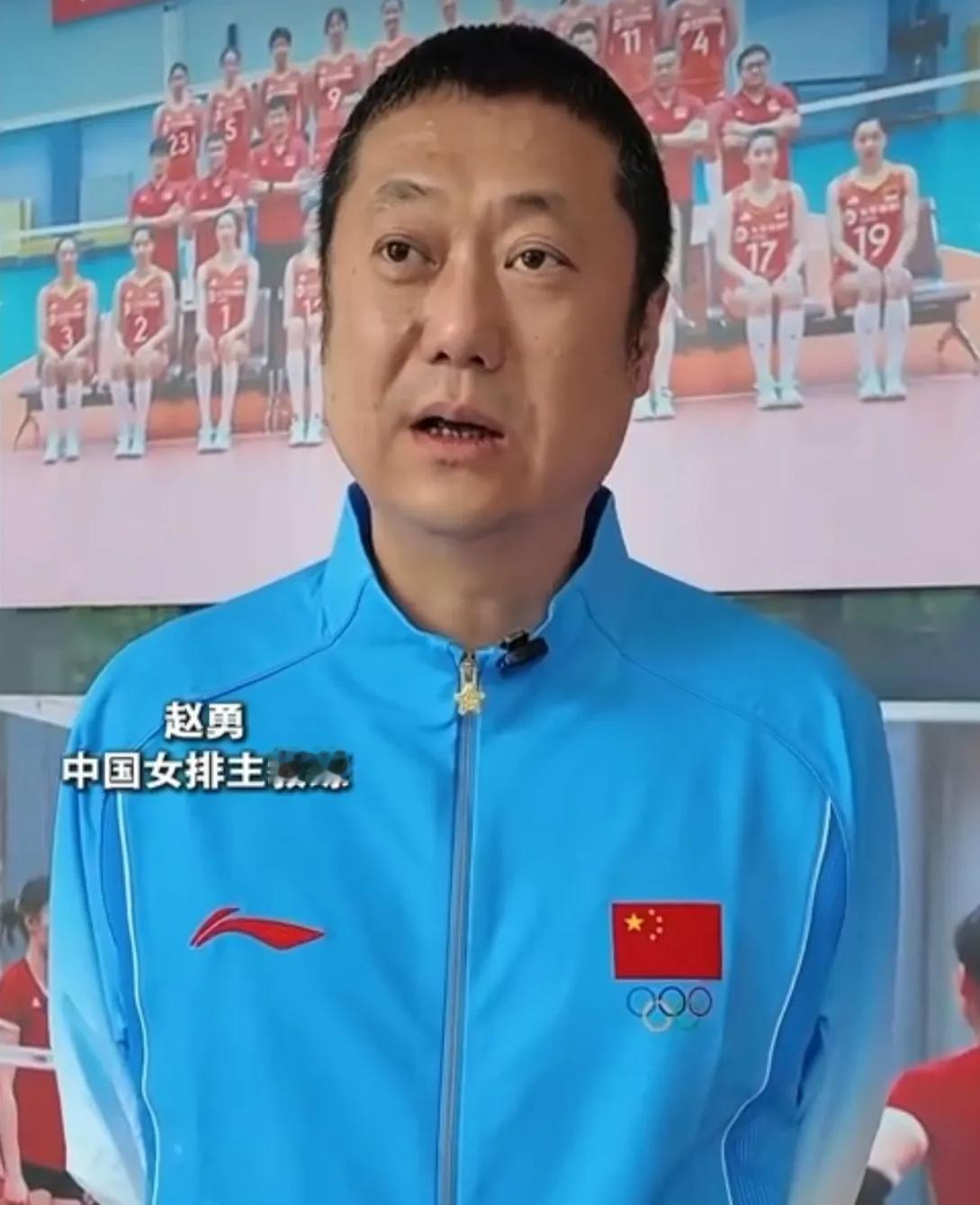 体育总局领导既然讲了，就是要给国家女排亚运会一次机会。这也很简单，只要换位思考一