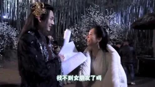 杨紫和刘学义这是闹掰了吗？刘学义今年连播三部男主剧，都不见其以前的好友杨紫上