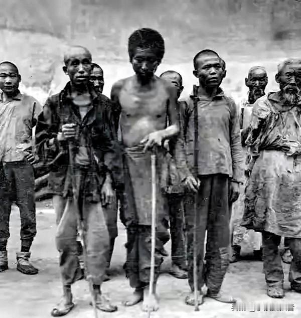 以前的社会有多乱！民国时期，姥爷19岁步行闯的关东。一次行走夜道，经过一片树林时