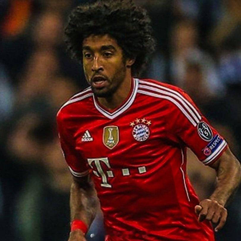 【丹特退役！欧洲五大联赛最老中卫】过去10年效力法甲尼斯，现年42岁的巴西中卫丹