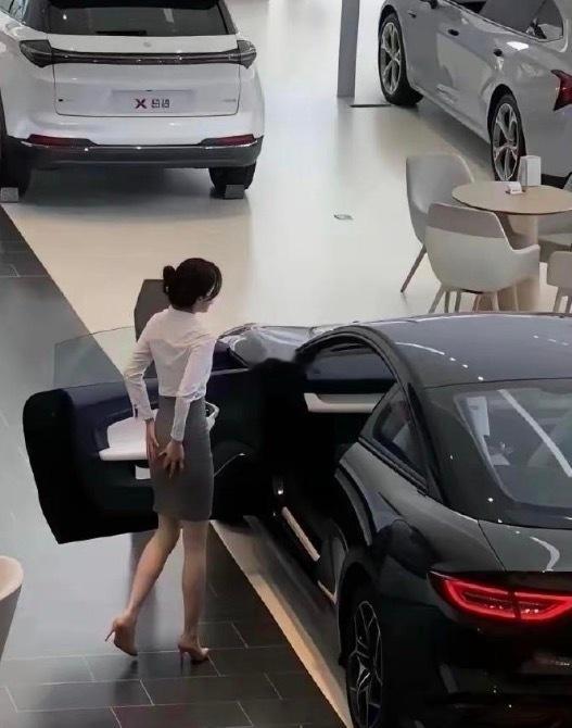 不出意外的话，这一单应该是拿下了。