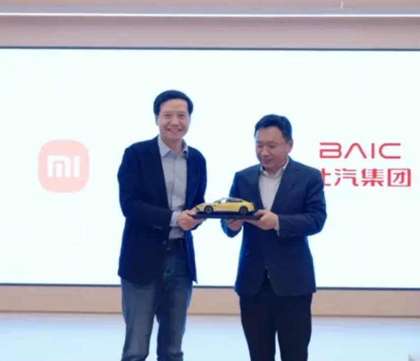 北汽享界、极狐卖不动的原因找到了，跟广汽11：0有得一拼。北汽极狐是最早与华为