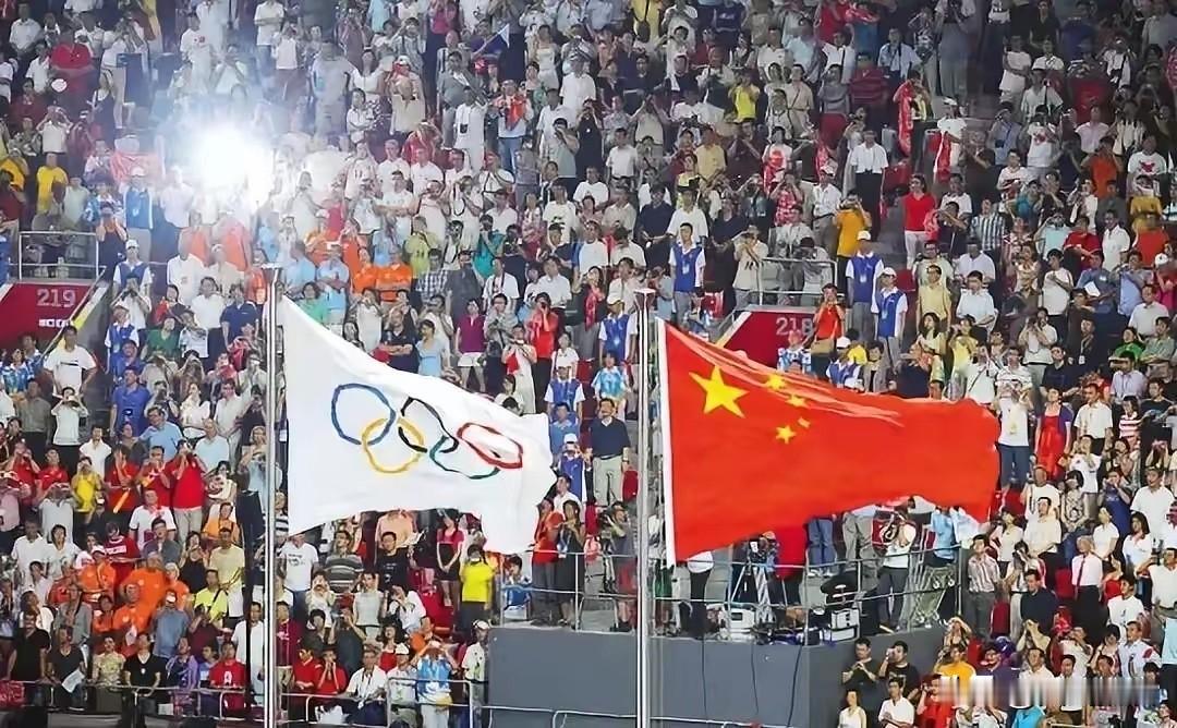 在奥运会主办国方面，让奥委会很头疼的两个国家：一个是咱中国，奥委会多次上门邀