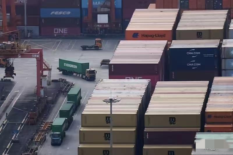 受不了，巴拿马喊话中国当地时间4月8日，巴拿马外交部长公开喊话中国，希望中国能