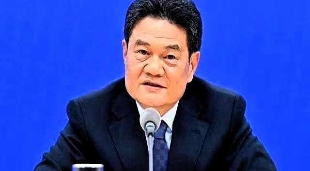 协和专家一句话，点透了减肥圈的关键问题：不吃主食就是瞎折腾！这话让不少为减