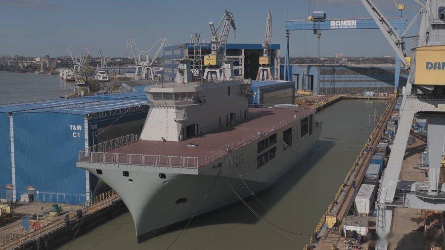 罗马尼亚为葡萄牙海军建造的欧洲首艘无人机航空母舰“若昂二世号”（DomJoão