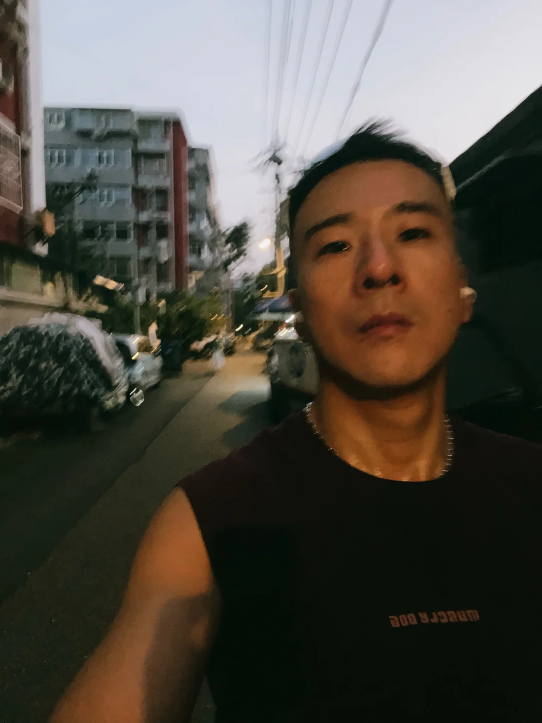 抬腿🦵就跑🏃‍♂️