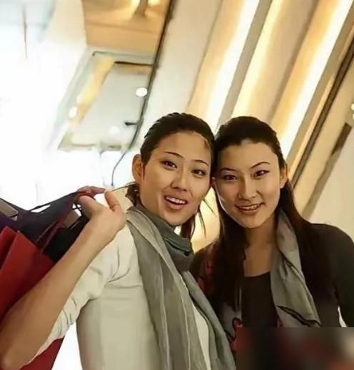 伏明霞长女梁司渝，这位“星二代+豪门女”早已撕掉“花瓶”标签：1岁登央视，20岁