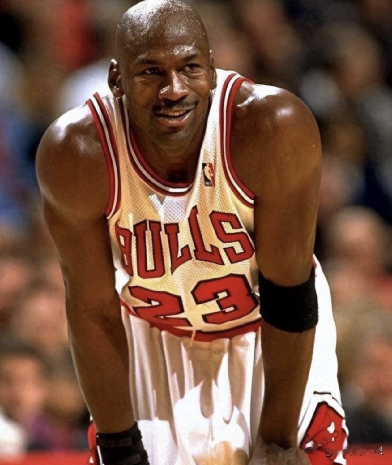 NBA历史十大最强纯得分手！你们心中是这几位吗？1. 乔丹十届得分王，历