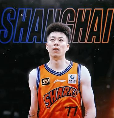 上海男篮球员张镇麟体测免测。上海男篮官方消息，张镇麟因参加国家队集训，体测免测直