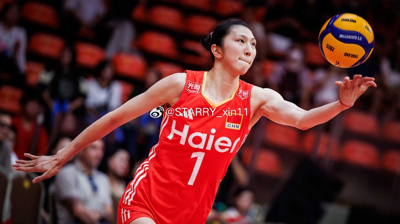 【新闻原文】吴梦洁，2002年出生的主攻手身高195cm，效力于江苏中天钢铁女排