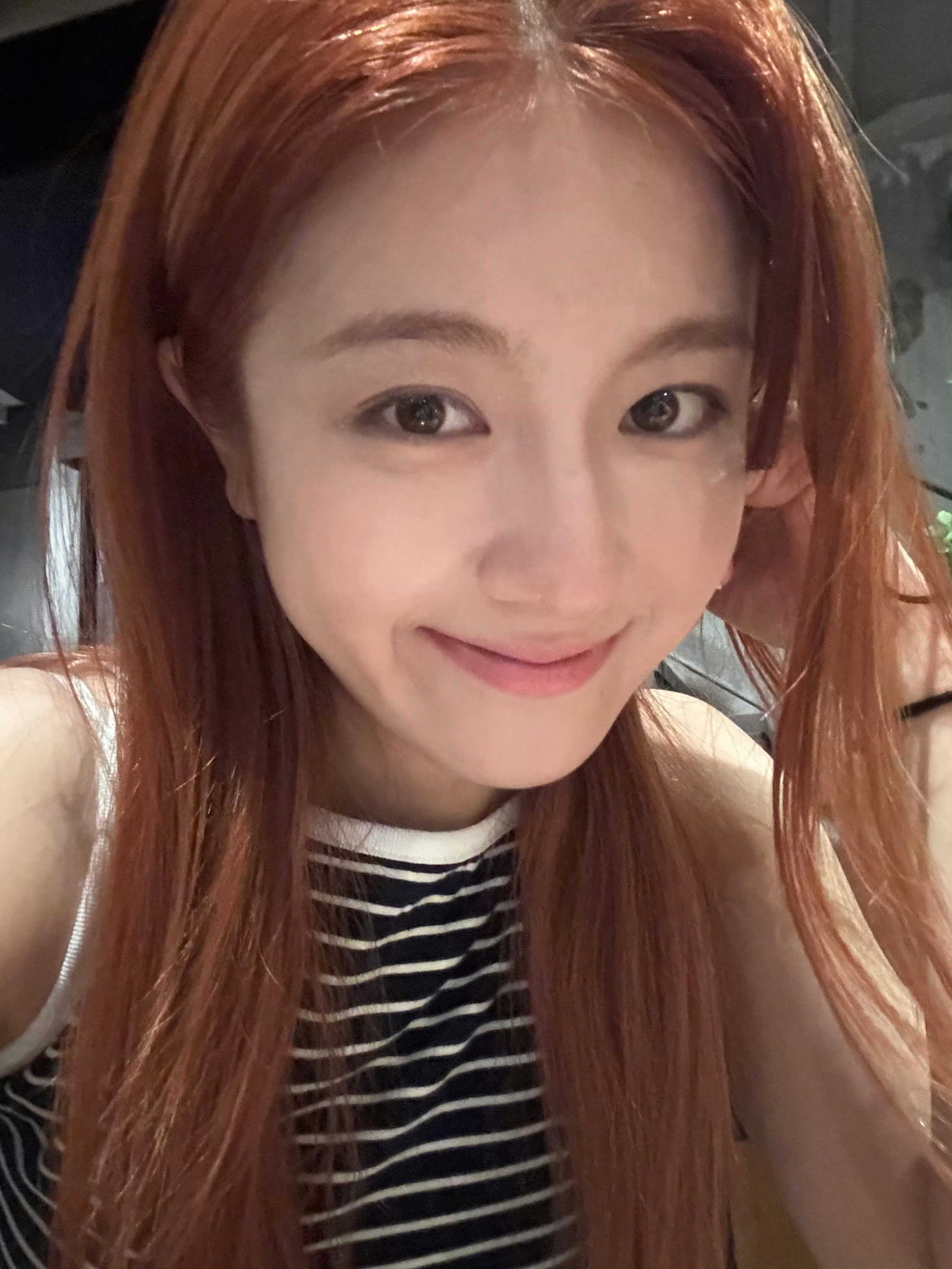先让我们祝李兰迪生日快乐李兰迪真的好鲜活的美感，每次看李