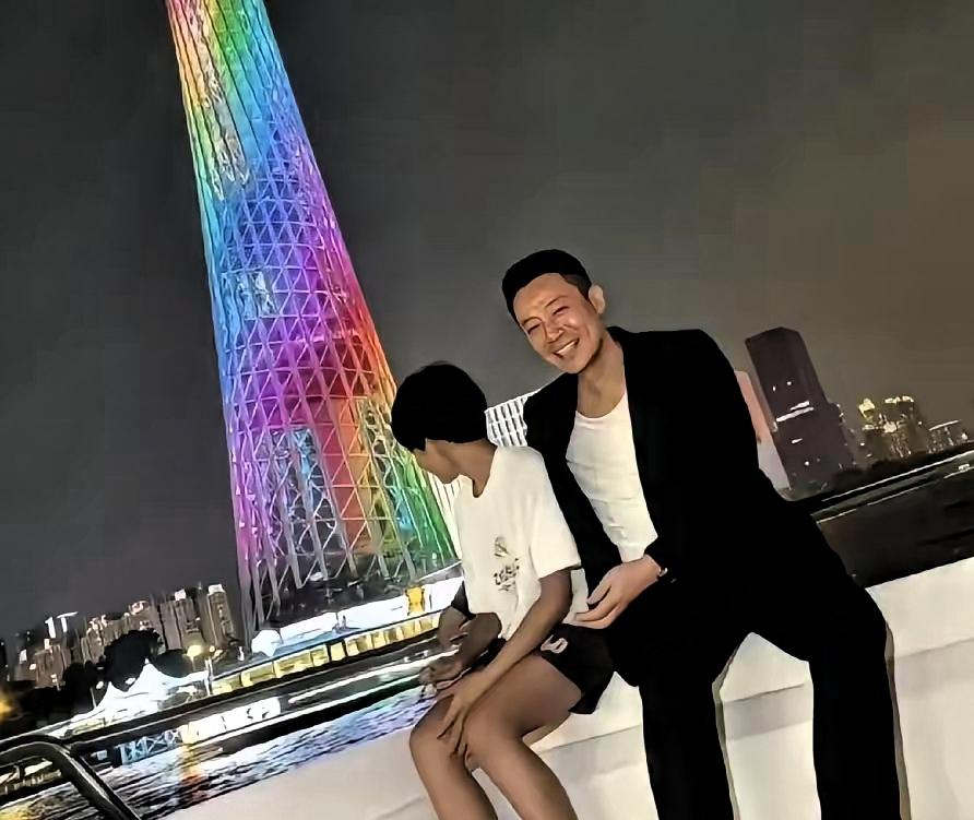 一场看似僵持的遗产风波，藏着普通人看不懂的人性博弈。纵观整场财产纷争，众人终于看