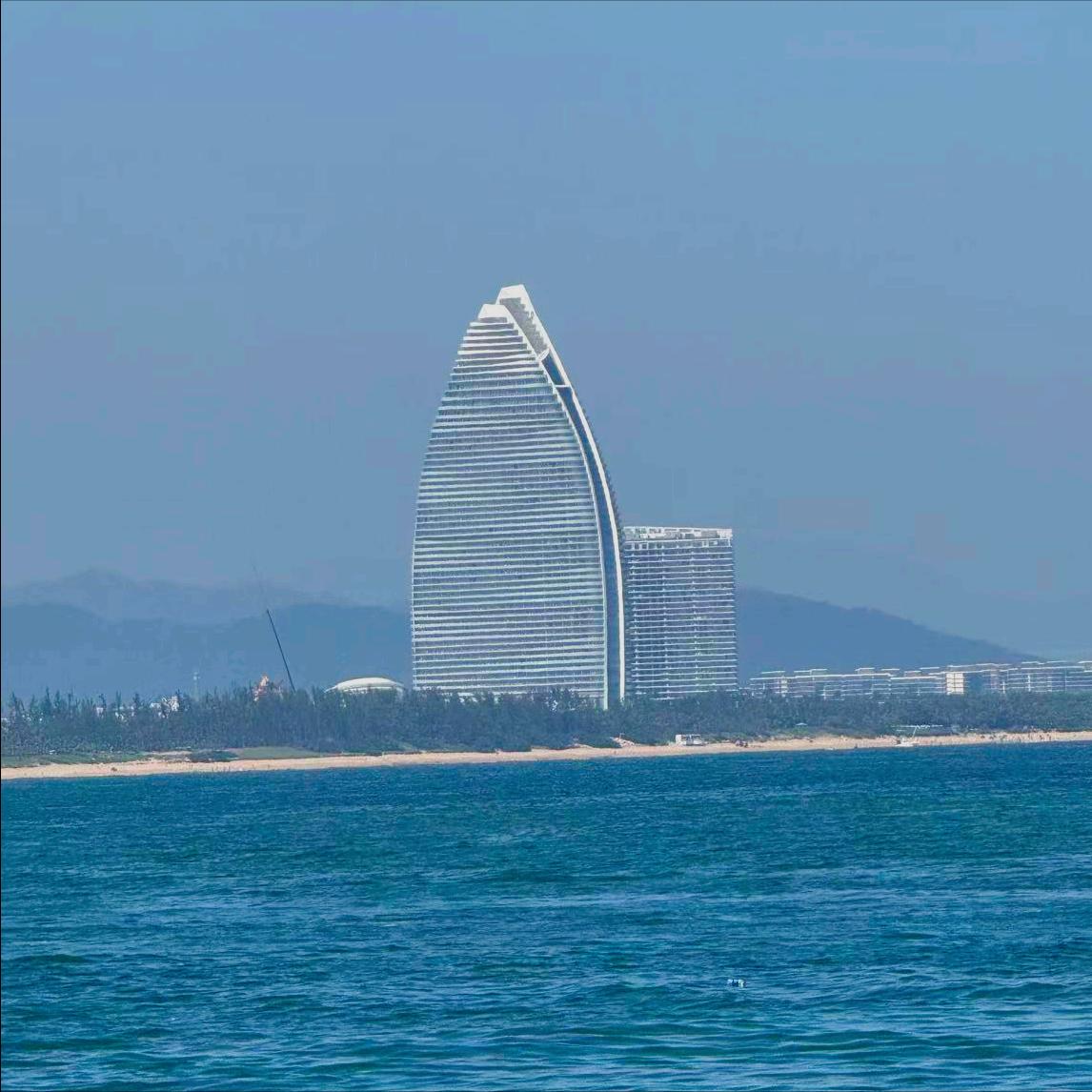 海南自由贸易港封关红利持续释放  三亚：离岛免税购物连续4天破1亿元  实现