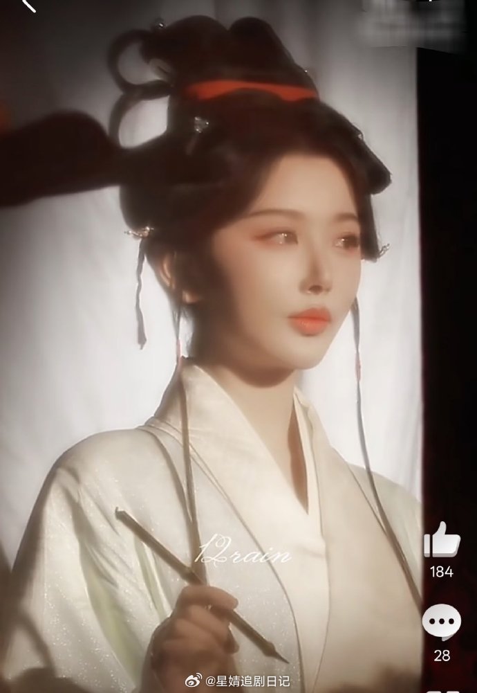 李宏毅、孔雪儿主演的《昭阳公主》剧组被指未经授权，直接抄袭别人的原创造型设计。维