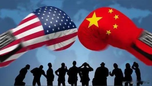 中美贸易战为全世界打了个样！从特朗普第一任开始，中美贸易战就没消停过。几乎全世界都举白旗投降了，唯独