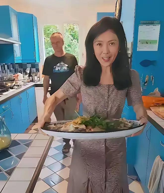 我敢打包票，苏芒过不了多久就得离婚！原因也很简单。苏芒以一己之力支撑