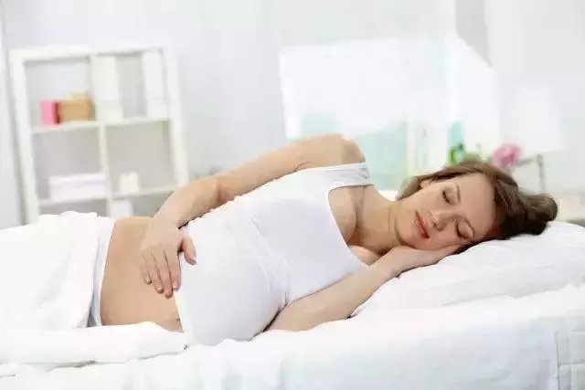 孕妇失眠胎儿一直在动, 孕妇失眠对胎儿有什么影响