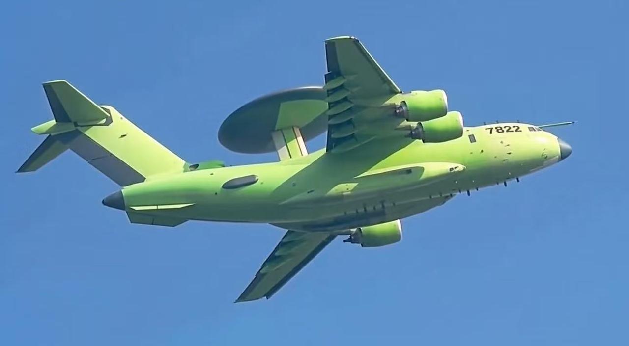 传说中的新空警二号原型机，越飞越顺据说型号KJ-20，而不是KJ-3000，