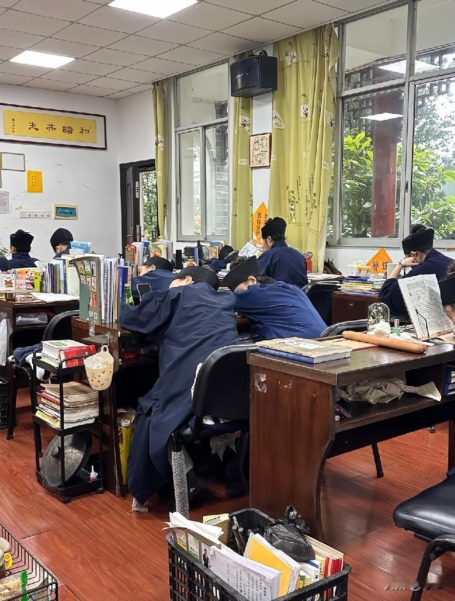 真羡慕你们可以不计前嫌的学习这些东西[哭哭][哭哭][哭哭]