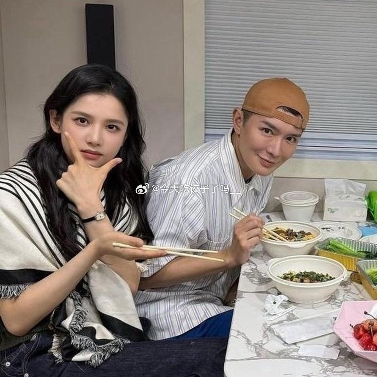 明星剧组餐居然这么清淡，张婧仪原图美到失语啊​​​