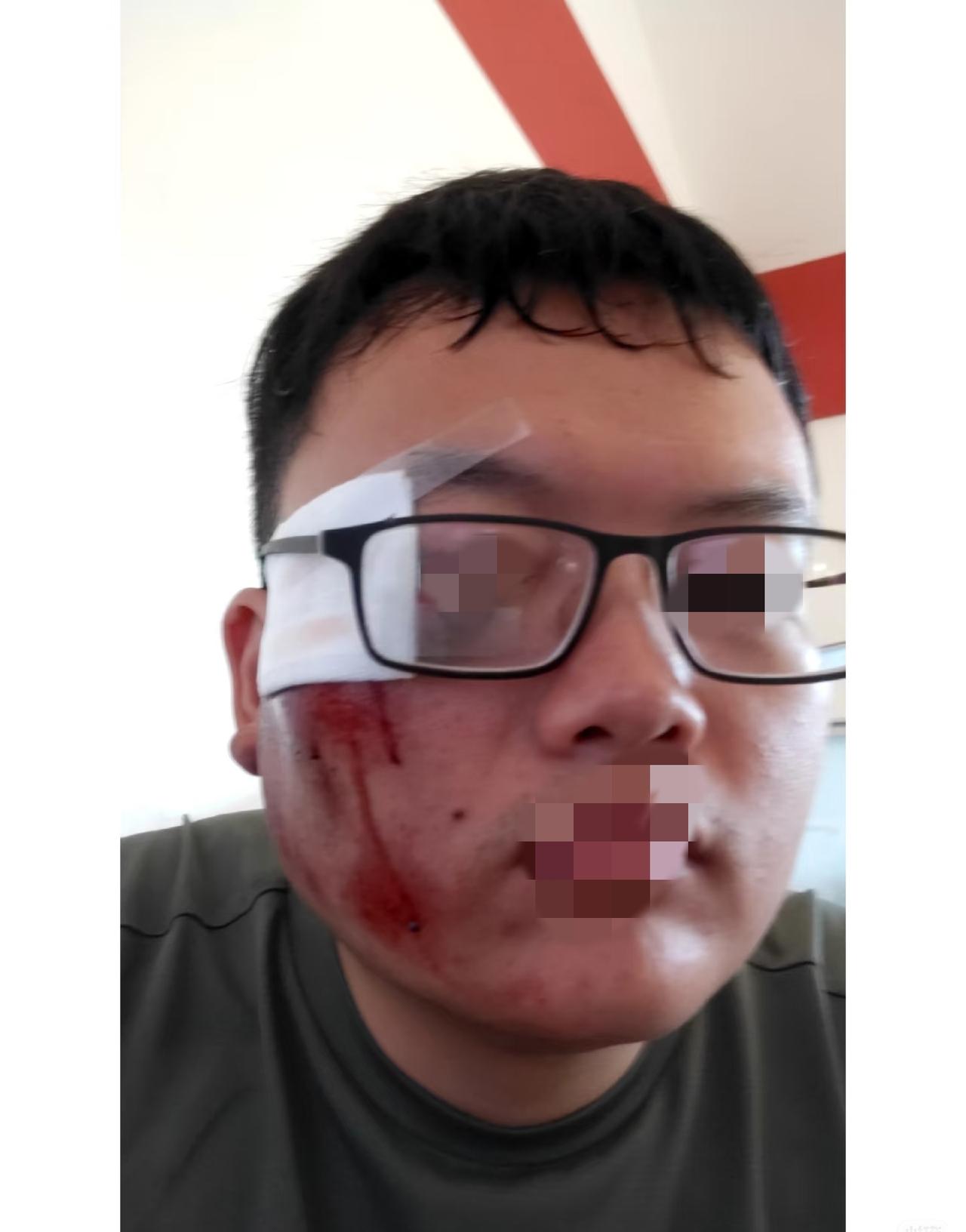 6000元招了一个稽查员，稽查员的工作就是专门负责厂里员工上班时间玩手机、打瞌睡