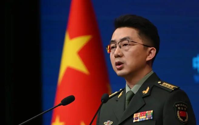 中国国防部正式宣布，9月4日，中国国防部正式宣布：解放军陆军将派兵赴俄罗斯，