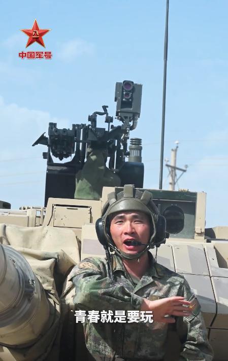 一觉醒来，中国15式新轻坦的天塌了。因为美国陆军竟然取消了M10轻型坦克项目，要