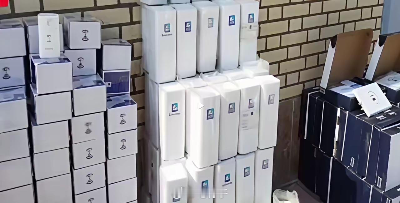 伊朗大捷！这波“教科书式”反击，给全世界都上了一课！这事儿得从2026年1月16