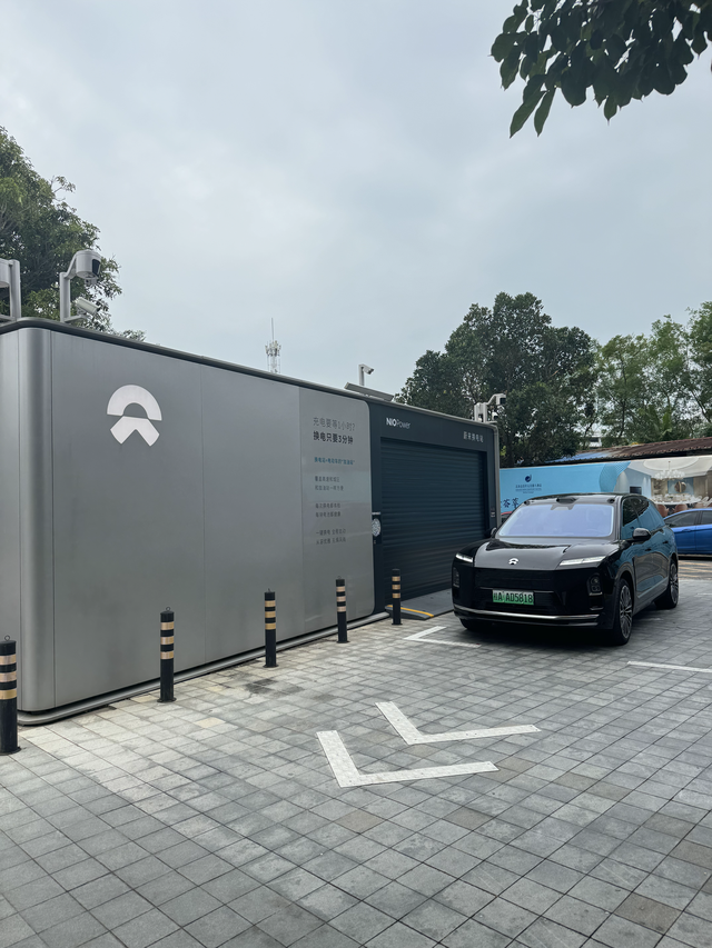 要买电车你的心里有答案了么电池在长期的充放电之后，必然会有一个衰竭现象产生，续