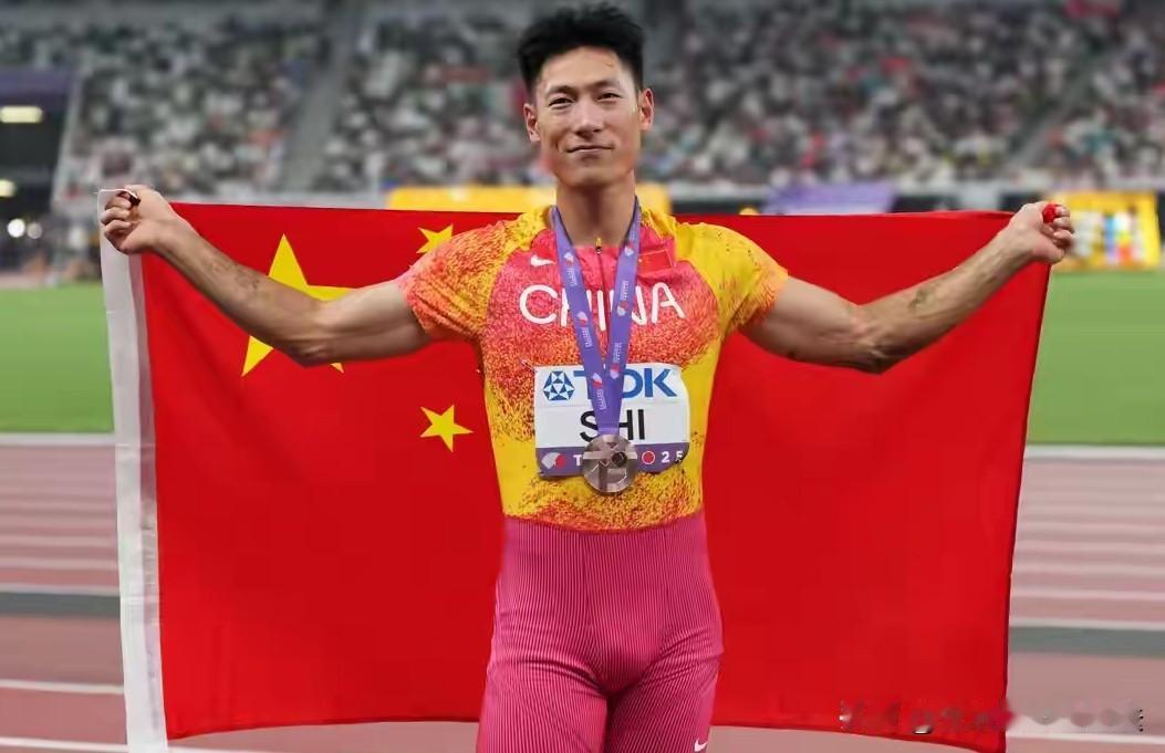 田径世锦赛，获得奖牌的中国运动员名单1，🇨🇳赵杰（出生于2002年10月