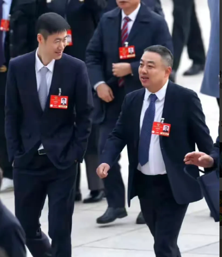 王励勤和刘国梁2个共同点2个不同点2个共同点1、两人都是实干派，少说多做，