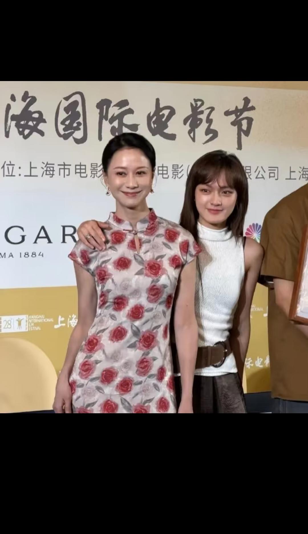 不愧是我国第一个内衣模特，这么大年纪了身材还能如此完美！真佩服她，在那个如此封