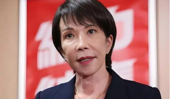 如今中日两国对峙已久，但在日本本土却是出现了一个很怪的现象，日本对于高市早苗的支