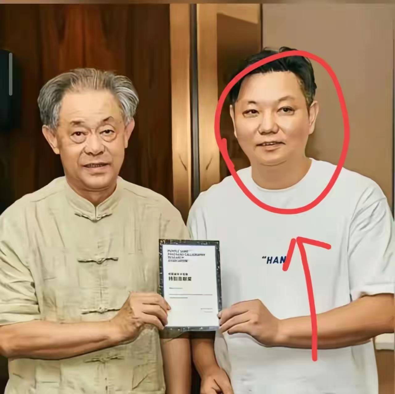 调查组到底还是来了。徐湖平跑不了了。那幅《江南春》。就是他当副院长时。