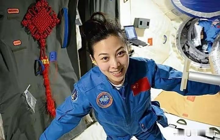 女航天员在太空中如何保护隐私?我国空间站有这些贴心设计女航天员在太空面临24小