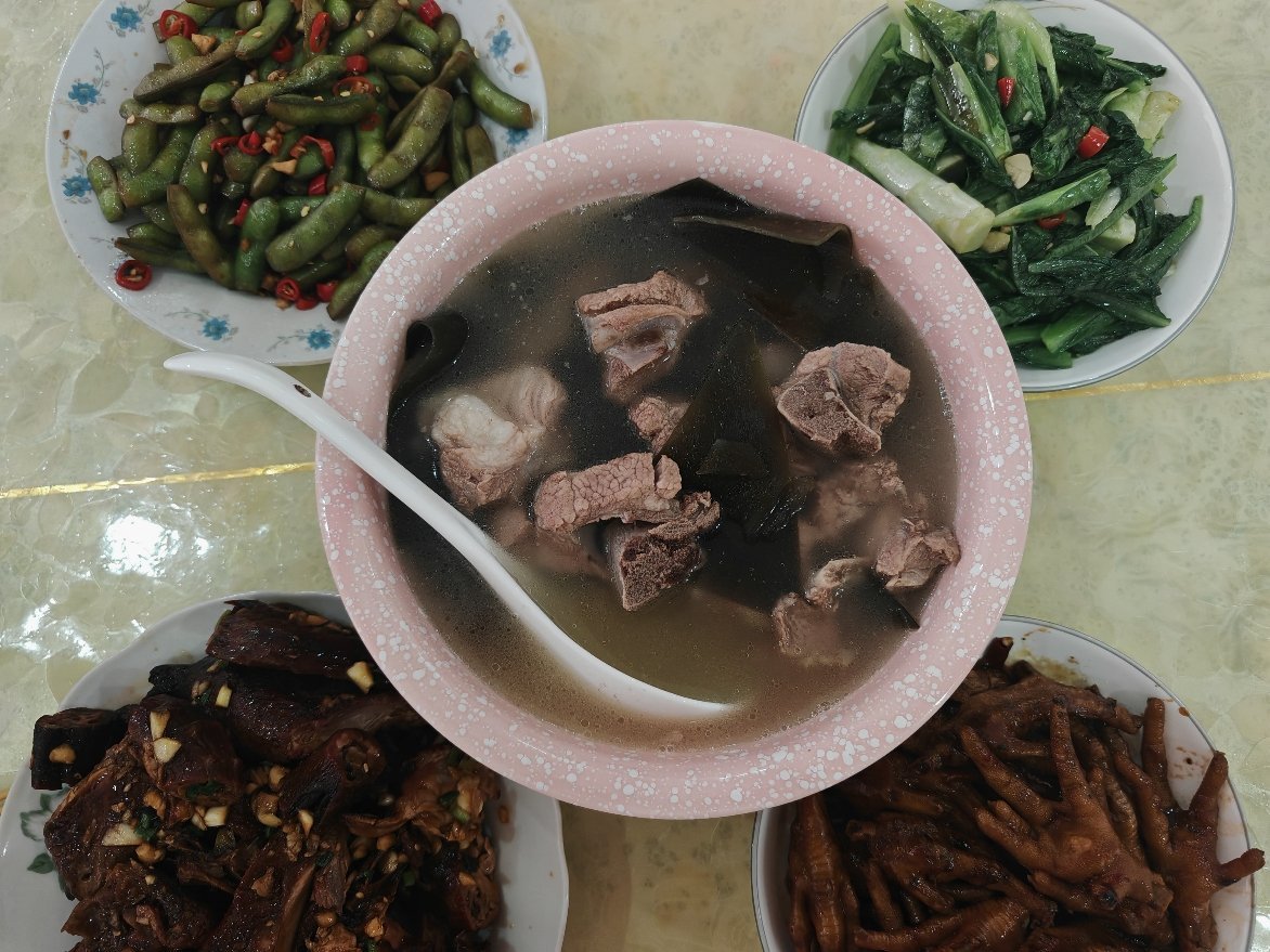 午餐吃饭啦，你们吃啥呢​​​