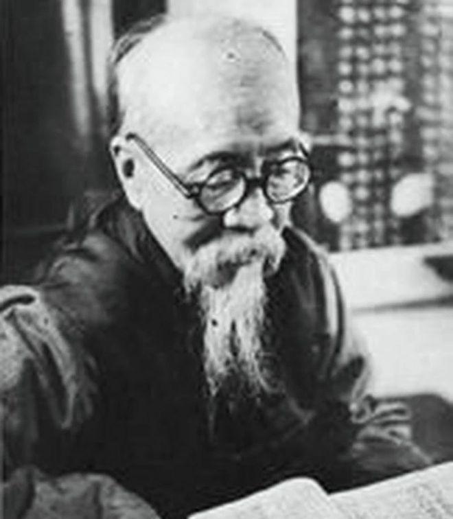 1921年，北洋政府发不出工资，就将故宫内8000麻袋大内档案，以4050银元的