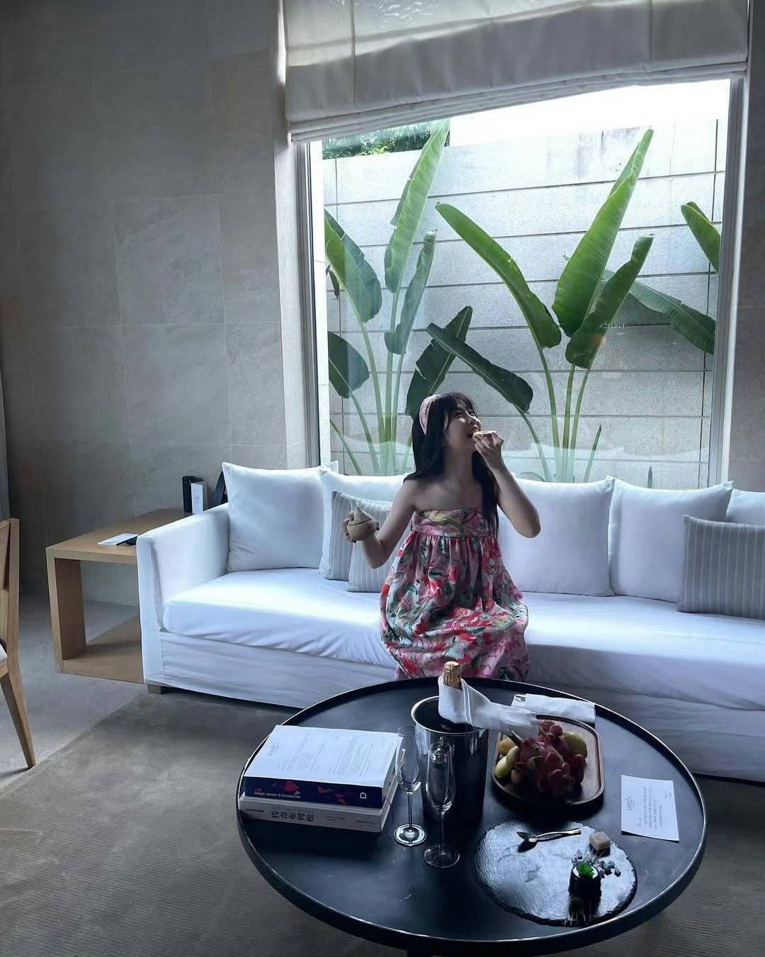 虞书欣2021.6.20ins/🥜🏝𝐓𝐡𝐢𝐬𝐢𝐬𝐫𝐞